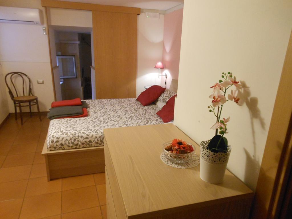 Appartamentino Via Caronda Apartamento